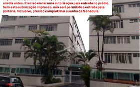 Kitnet Lindo. Perto da Praia